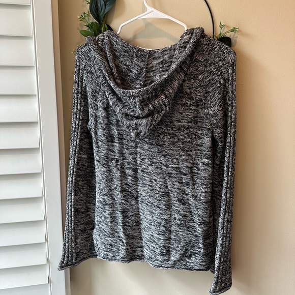 Roxy Sweater - Picture 4 of 8